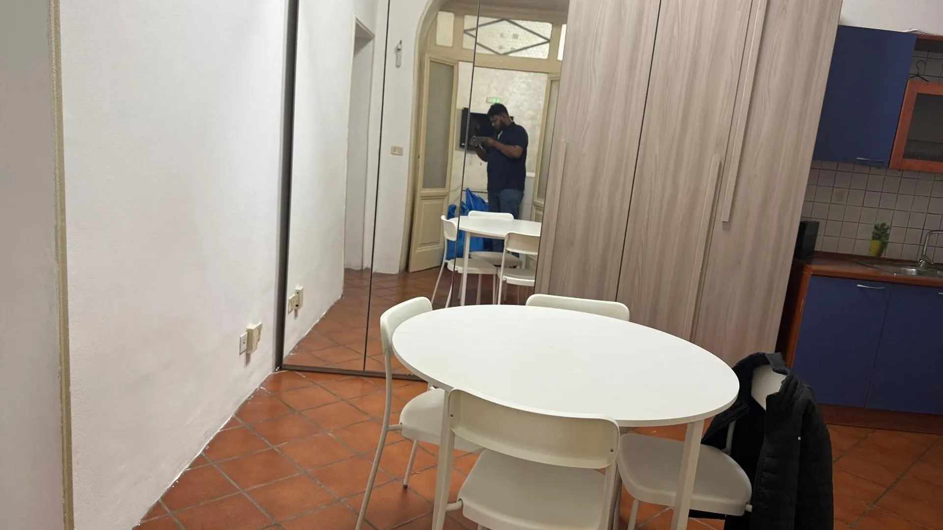 Bella Roma Hotel 0*, Rome